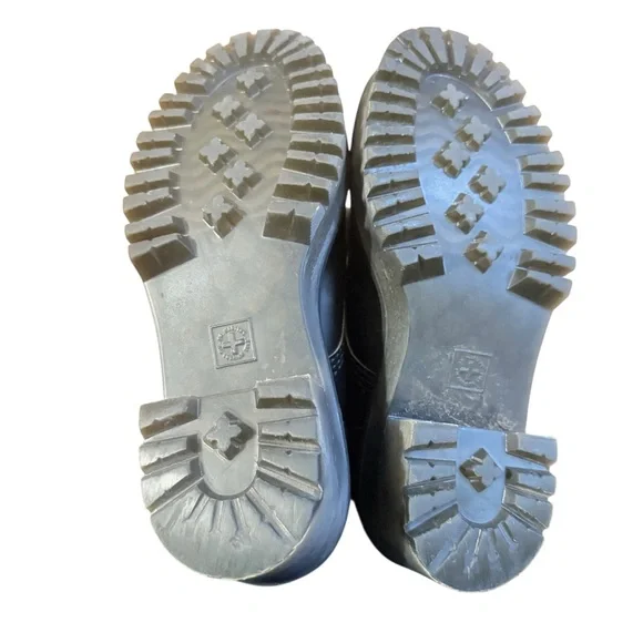 Dr. Martens Leona Smooth Leather Heeled Boots Size 37/6 - Picture 5 of 7